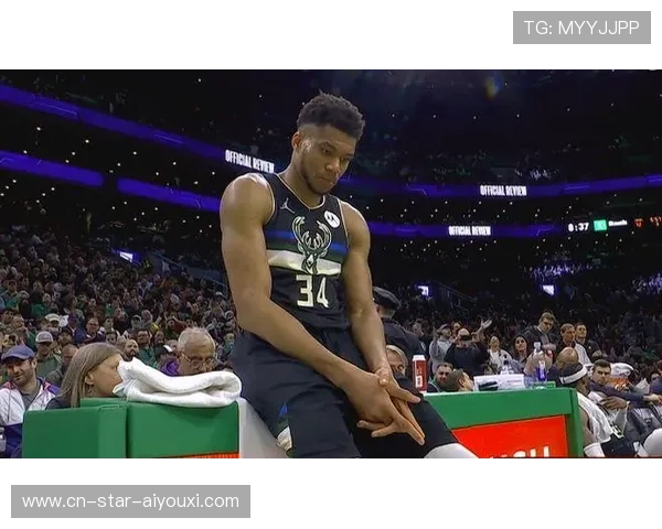 字母哥强势暴扣带来绝对统治力——从场上霸气到日常训练的力量解码